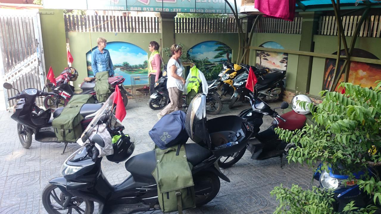 Backpackers Hotel Ha Tinh Zewnętrze zdjęcie